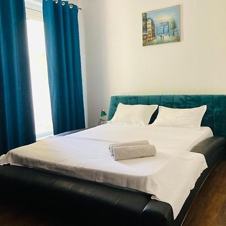 Apartament Edy เอโฟริเอนอร์ด ภายนอก รูปภาพ