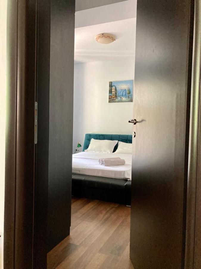 Apartament Edy เอโฟริเอนอร์ด ภายนอก รูปภาพ